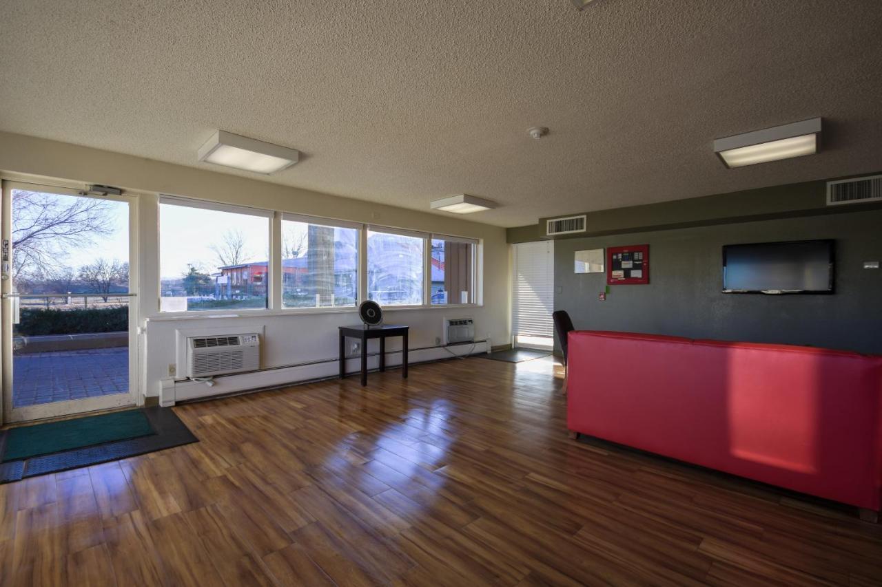Hometowne Studios By Red Roof Denver - Lakewood West Exterior photo